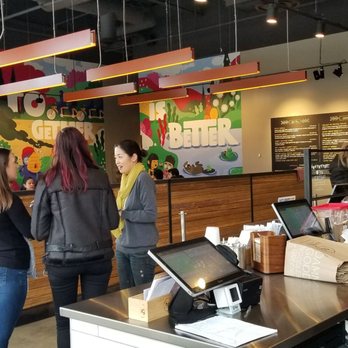 honeygrow - Spacious - Salad Near Me - Vienna, Virginia honeygrow - Spacious - Salad Near Me - Vienna, Virginia