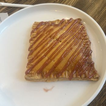 Neighbors - Strawberries & Cream Pop Tart - Breakfast & Brunch Near Me - Las Vegas, Nevada