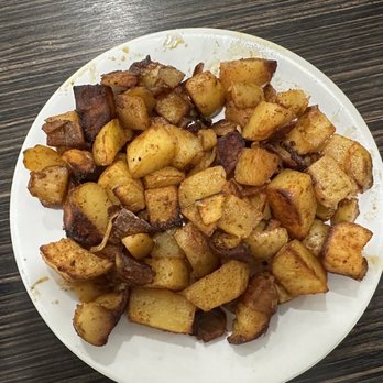 Off Street Cafe - Seasoned crispy potatoes - American Near Me - Cerritos, California
