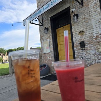 Fresco Tea Bar - Jeffersonville, IN cross the bridge. Great place - Bubble Tea Near Me - Jeffersonville, Indiana Fresco Tea Bar - Jeffersonville, IN cross the bridge. Great place - Bubble Tea Near Me - Jeffersonville, Indiana