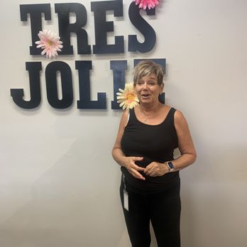 Tres Jolie - Hair Salons Near Me - Blawnox, Pennsylvania