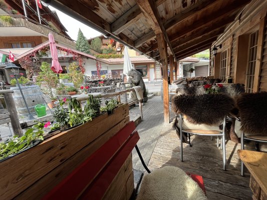 Onkel Tom's Pizzeria und Weinlokal by null