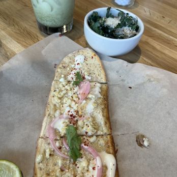 True Food Kitchen - Elotes flatbread - New American Near Me - Edison, New Jersey True Food Kitchen - Elotes flatbread - New American Near Me - Edison, New Jersey