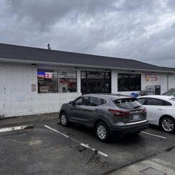 Fast Break Conv Stores - Exterior