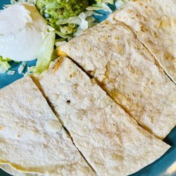 Casa Ramos Mexican Restaurant - Quesadilla appetizer