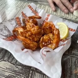 Hooters