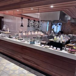 Sunset Travel & Cruise - Breakfast room