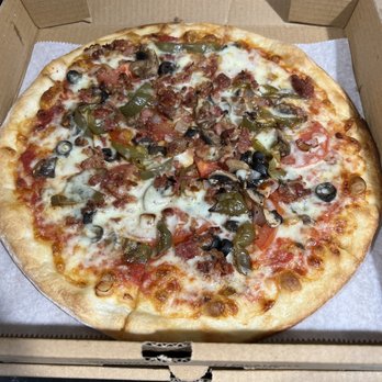 Vesuvio Pizza & Panini - Veggie pie with bacon - Pizza Near Me - Miami, Florida Vesuvio Pizza & Panini - Veggie pie with bacon - Pizza Near Me - Miami, Florida