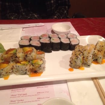 Asian 211 Bistro - Hawaii rolls (salmon) x2 and the yellowtail scallion rolls x2 - Japanese Near Me - Middletown, New York Asian 211 Bistro - Hawaii rolls (salmon) x2 and the yellowtail scallion rolls x2 - Japanese Near Me - Middletown, New York