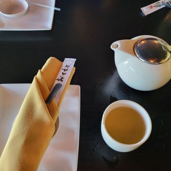 Star Sushi - Nice set up with the green tea and linen napkins - Sushi Bars Near Me - Jeffersonville, Indiana Star Sushi - Nice set up with the green tea and linen napkins - Sushi Bars Near Me - Jeffersonville, Indiana