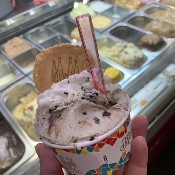Jijonenca - Ice Cream & Frozen Yogurt Near Me - Castelldefels, B