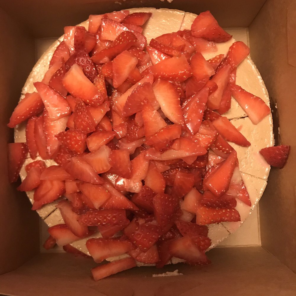 Reuschelle's Cheesecakes - Strawberry cheesecake - Desserts Near Me - Hayward, California Reuschelle's Cheesecakes - Strawberry cheesecake - Desserts Near Me - Hayward, California