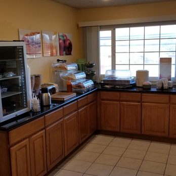 Rodeway Inn - Breakfast lounge. Room # 209 in same building as front desk. Believe hours are 6:30--9:30am, and it can get crowded during high occupancy. - Hotels Near Me - Auburn, California Rodeway Inn - Breakfast lounge. Room # 209 in same building as front desk. Believe hours are 6:30--9:30am, and it can get crowded during high occupancy. - Hotels Near Me - Auburn, California
