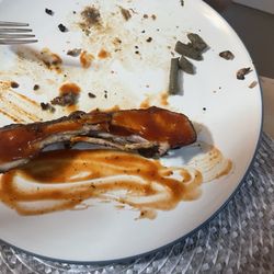 Pop's Smoke Shack - The meat peels off the bone and one piece