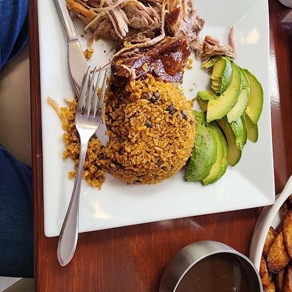 Deleite Mixto - Arroz con gandules, aguacate y pernil - Latin American Near Me - Fairfield, New Jersey Deleite Mixto - Arroz con gandules, aguacate y pernil - Latin American Near Me - Fairfield, New Jersey