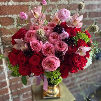 Burbank Florist - Florists Near Me - Burbank, California Burbank Florist - Florists Near Me - Burbank, California