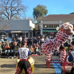 San Anselmo Library - Chinese Lion Dance in San Anselmo, reminds me of Fresh of the Boat episode where there are no Asians, except us LOL!