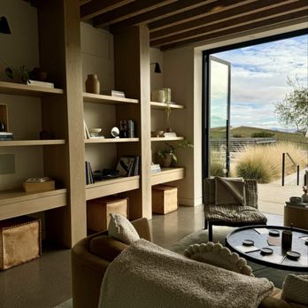 Booker Vineyard - Wineries Near Me - Paso Robles, California