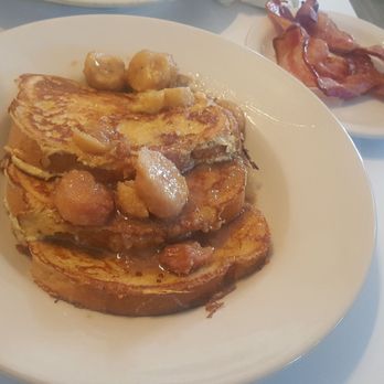 Sunset Grill - Carmelized Banana French Toast - American Near Me - Fredericksburg, Texas