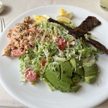 Tableau - Lobster Cobb Salad - Breakfast & Brunch Near Me - Las Vegas, Nevada