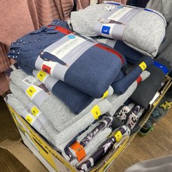 Tony’s Liquidation - Women's sleep ware