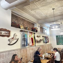 Nectar Cafe & Juice Bar - Inside