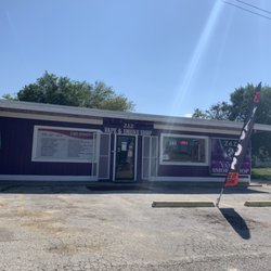 Z & Z Vape & Smoke - Street view of Z & Z Vape And Smoke