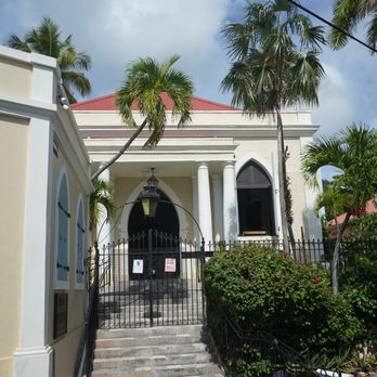 St. Thomas Synagogue - From the road. Parking is slim and the hill is pretty steep. - Synagogues Near Me - St. Thomas, Virgin Islands St. Thomas Synagogue - From the road. Parking is slim and the hill is pretty steep. - Synagogues Near Me - St. Thomas, Virgin Islands