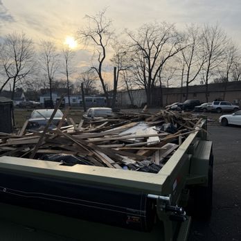 Lee’s Junk Removal Service - Junk Removal & Hauling Near Me - Hartford, Connecticut Lee’s Junk Removal Service - Junk Removal & Hauling Near Me - Hartford, Connecticut