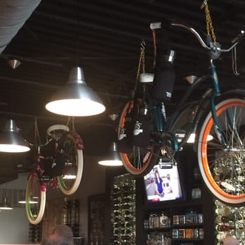 575 Pizzeria - Cool bar! - Pizza Near Me - Amarillo, Texas