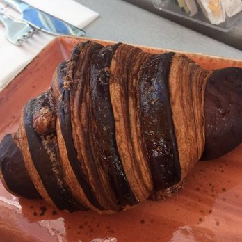 B Bistro + Bakery - Nutella croissant - Bakeries Near Me - Miami, Florida
