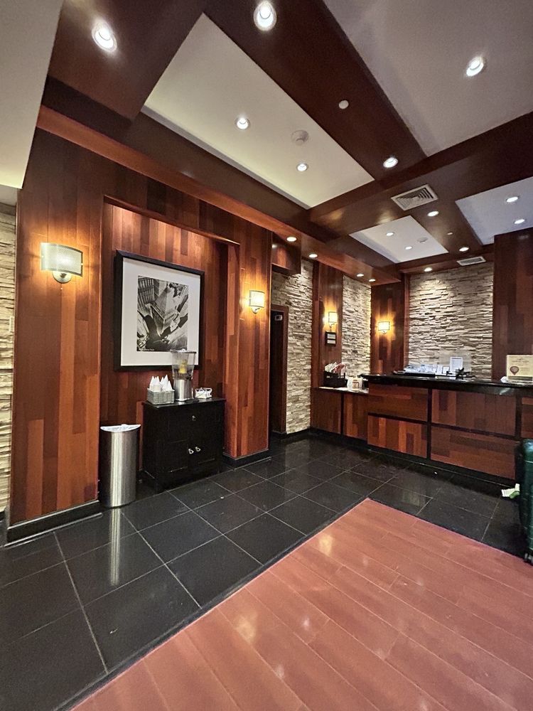 Crowne Plaza Newark Airport - wedding in Elizabeth, NJ