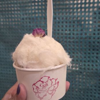 Kinrose Creamery - Cherry with fair dust - Ice Cream & Frozen Yogurt Near Me - Pasadena, California Kinrose Creamery - Cherry with fair dust - Ice Cream & Frozen Yogurt Near Me - Pasadena, California