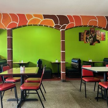 El Catrin Mexican Restaurant - tables and chairs - Mexican Near Me - Drumright, Oklahoma El Catrin Mexican Restaurant - tables and chairs - Mexican Near Me - Drumright, Oklahoma