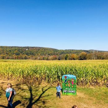 Ort Farms - Corn maze with a breath taking mountain in the back ground with its autumn colors - Fruits & Veggies Near Me - Long Valley, New Jersey Ort Farms - Corn maze with a breath taking mountain in the back ground with its autumn colors - Fruits & Veggies Near Me - Long Valley, New Jersey