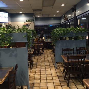 Ostioneria El Compa - Inside - Mexican Near Me - South Gate, California Ostioneria El Compa - Inside - Mexican Near Me - South Gate, California