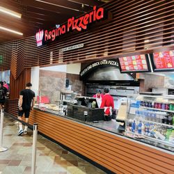 Regina Pizzeria