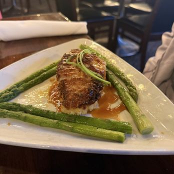 Bistro 7 - Sea Bass, double veggies - New American Near Me - Reno, Nevada
