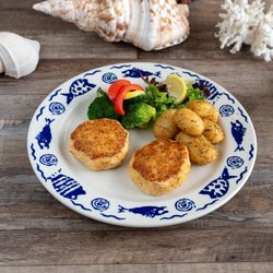 Island Grill Seafood & Steakhouse - Crews Platter (Twin Crab Cakes)
