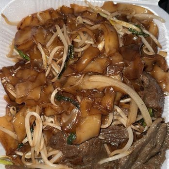 Red Chopstix - Beef Chow Fun - Cantonese Near Me - Elk Grove, California