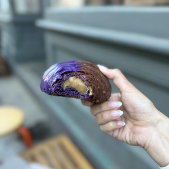 Panaderya Salvaje - Ube Latte Croissant (~$8) - Bakeries Near Me - Jersey City, New Jersey Panaderya Salvaje - Ube Latte Croissant (~$8) - Bakeries Near Me - Jersey City, New Jersey