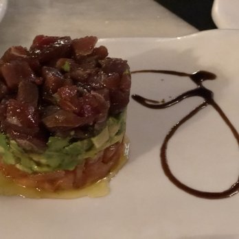 Set de Gòtic - Tuna tartare - Mediterranean Near Me - Barcelona, B Set de Gòtic - Tuna tartare - Mediterranean Near Me - Barcelona, B