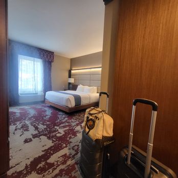 Bear Springs Hotel - Hotels Near Me - Highland, California Bear Springs Hotel - Hotels Near Me - Highland, California