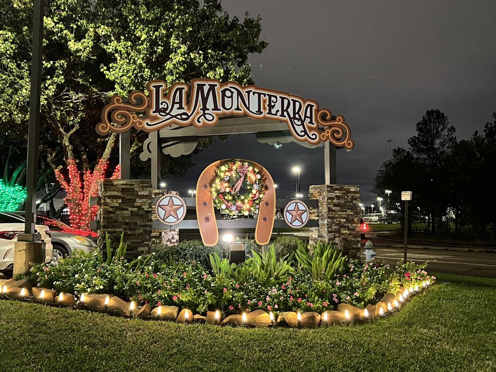 LA MONTERRA APARTMENTS Updated September 2024 20 Reviews 310