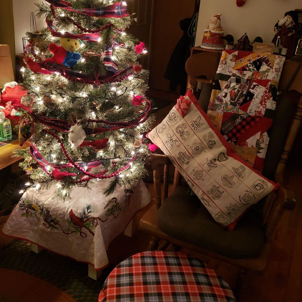HomeGoods - Yes to festive pillows and foot rests. - Home Decor Near Me - Schaumburg, Illinois HomeGoods - Yes to festive pillows and foot rests. - Home Decor Near Me - Schaumburg, Illinois