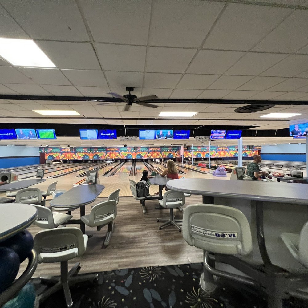Winter Garden Bowl - Bowling Near Me - Winter Garden, Florida Winter Garden Bowl - Bowling Near Me - Winter Garden, Florida