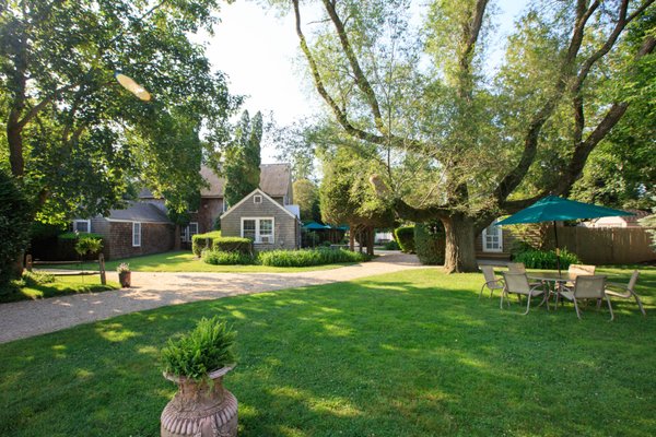 The Roundtree Amagansett, a Small Luxury Hotel by null