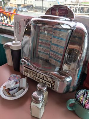 Kelly's Diner by null