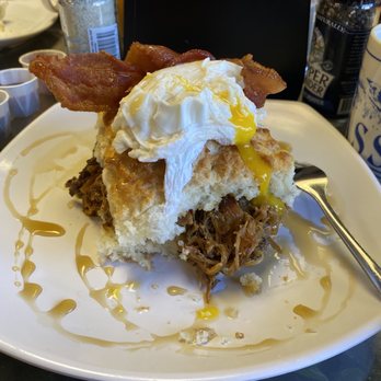 Biscuit Head - Pulled Pork Biscuit - Cafes Near Me - Asheville, North Carolina