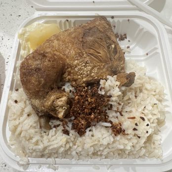 Gateway Kitchen - Fried Jumbo Deep Fried Quarter Leg Chicken - Filipino Near Me - Daly City, California Gateway Kitchen - Fried Jumbo Deep Fried Quarter Leg Chicken - Filipino Near Me - Daly City, California